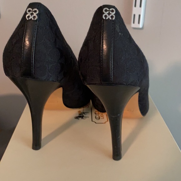 Size 10 coach heels perfect condition - Picture 5 of 5